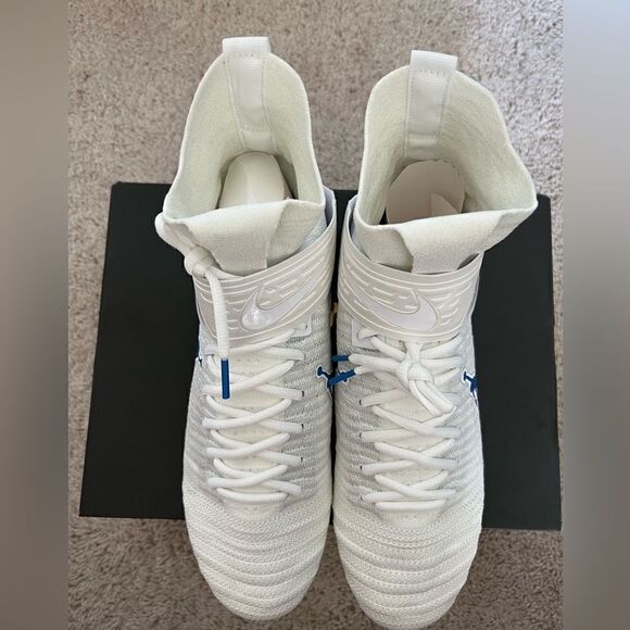 Nike Jordan Alpha Menace Elite 2 UCLA Player Exclusive Football Cleat - Picture 4 of 13